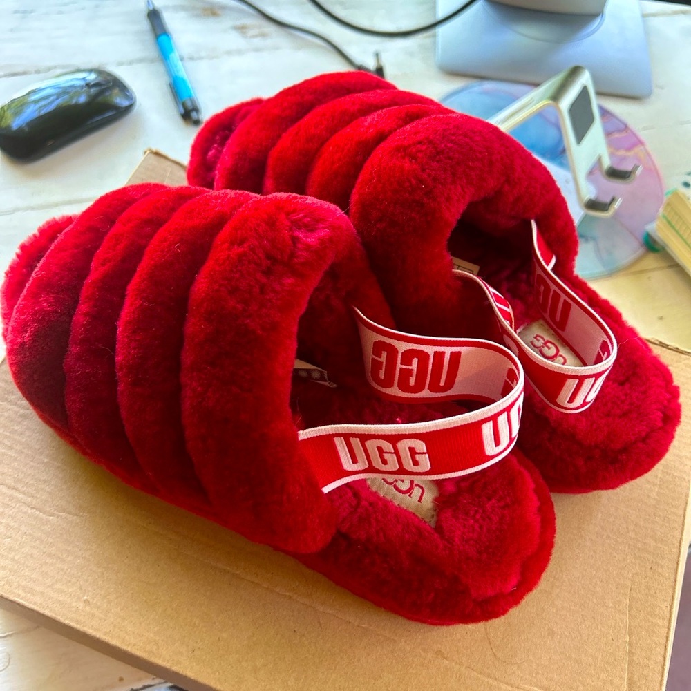 Red Fluff Ugg Slides , - image 1